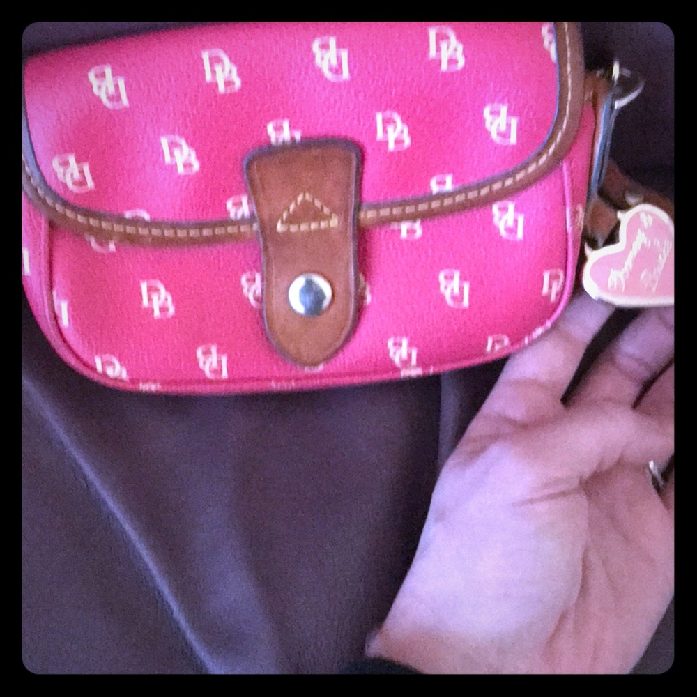 Dooney &Bourke Wristlet